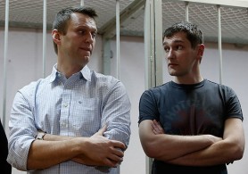 Fratele lui Alexei Navalnîi, condamnat la un an de închisoare. Motivul este ridicol